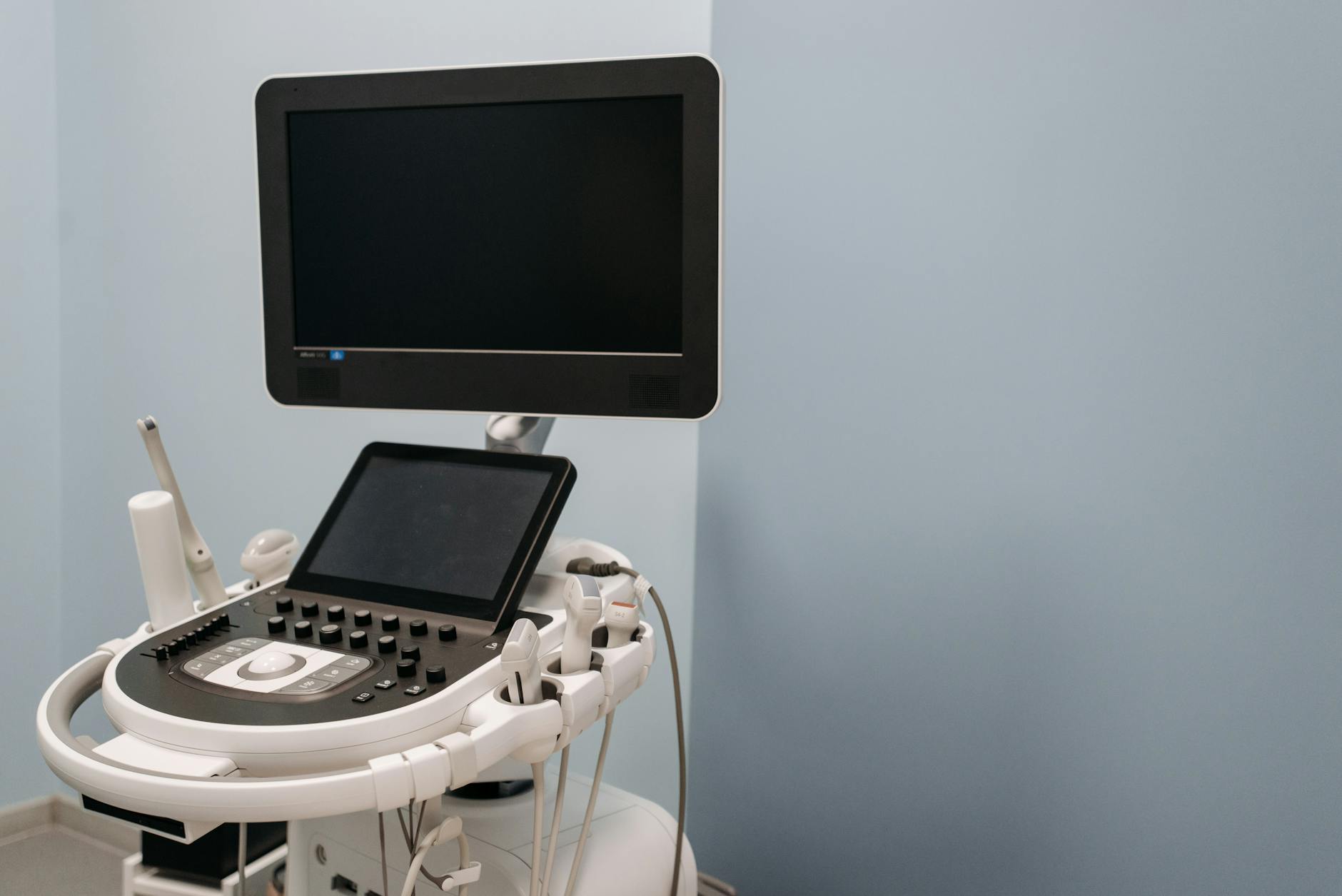 An ultrasound machine used to perform a 2D echo test in a cardiology clinic