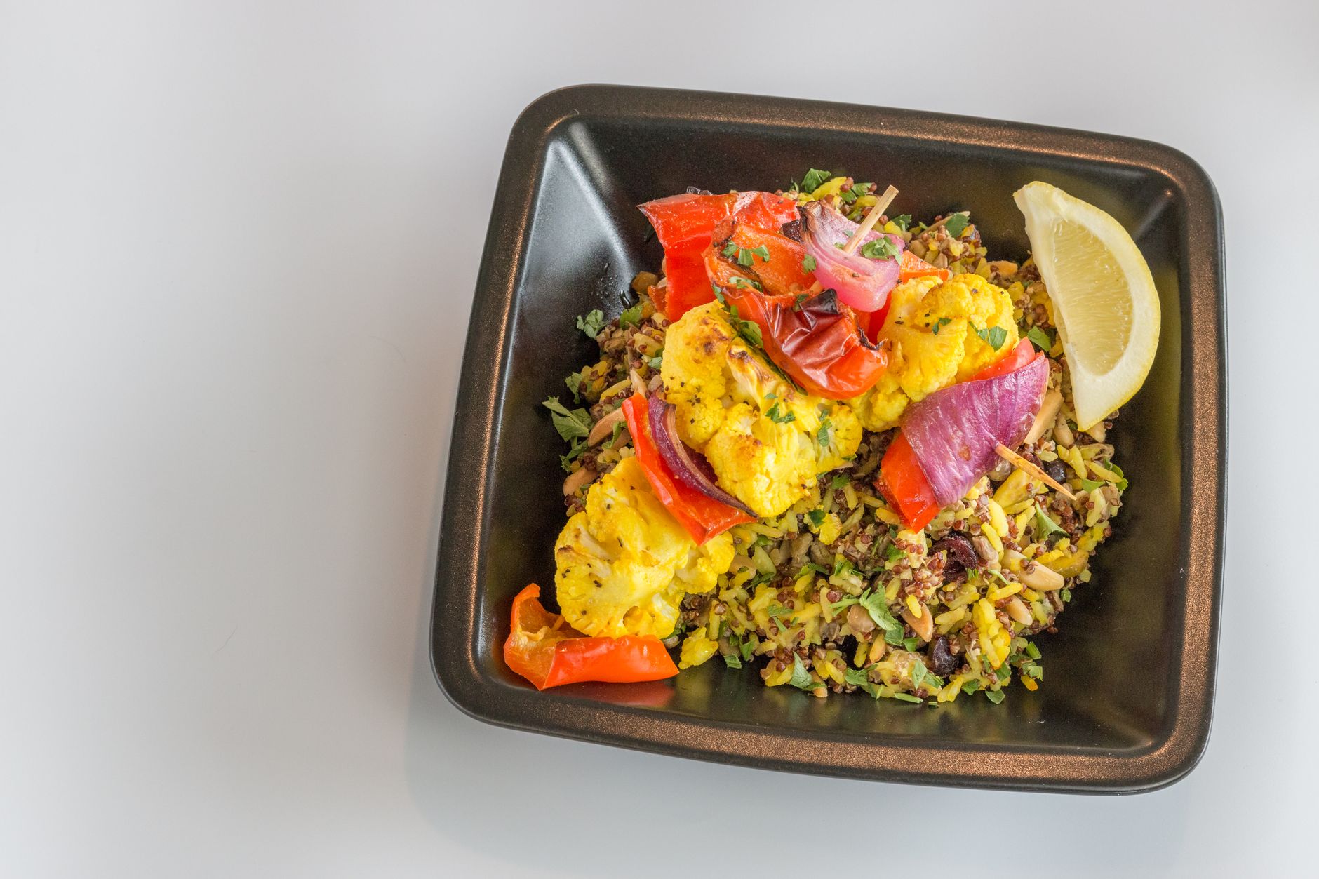 A plate of fresh vegetables and dal representing a low-salt, heart-healthy Indian meal