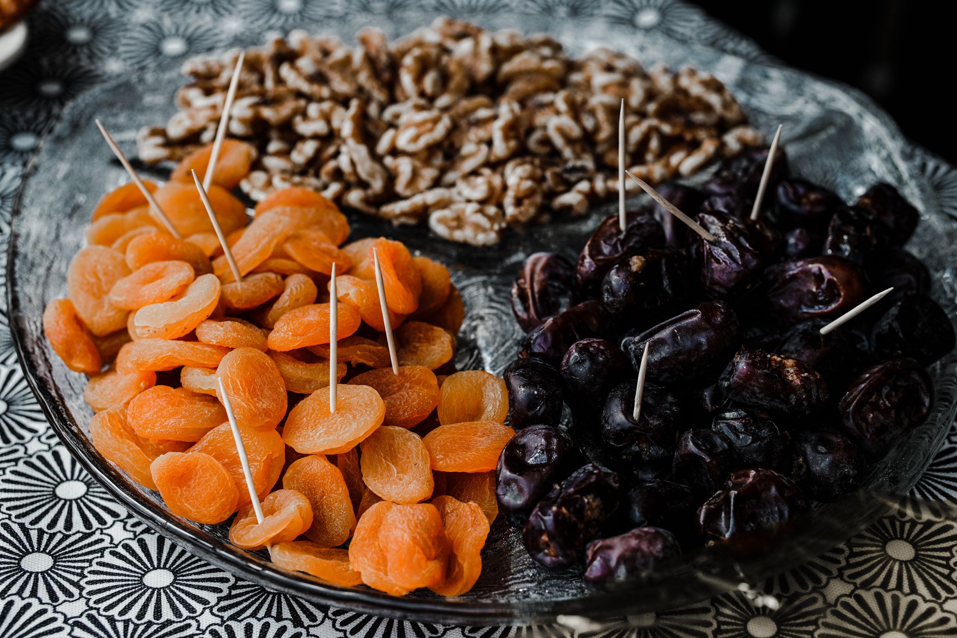 Heart-Healthy Indian Snacks: Smart Choices for the Gujarati Kitchen — Dr. Nikhila Pachani