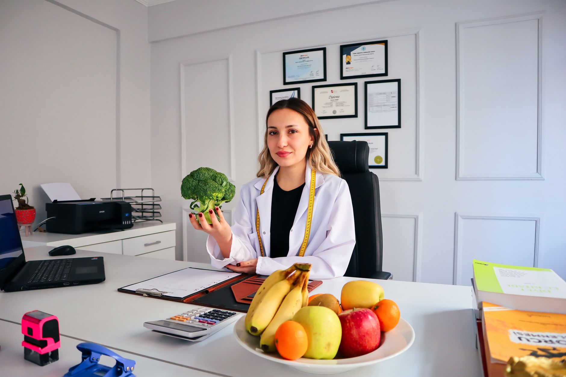 A balanced plate of colourful vegetables and fruits supporting heart and hormonal health