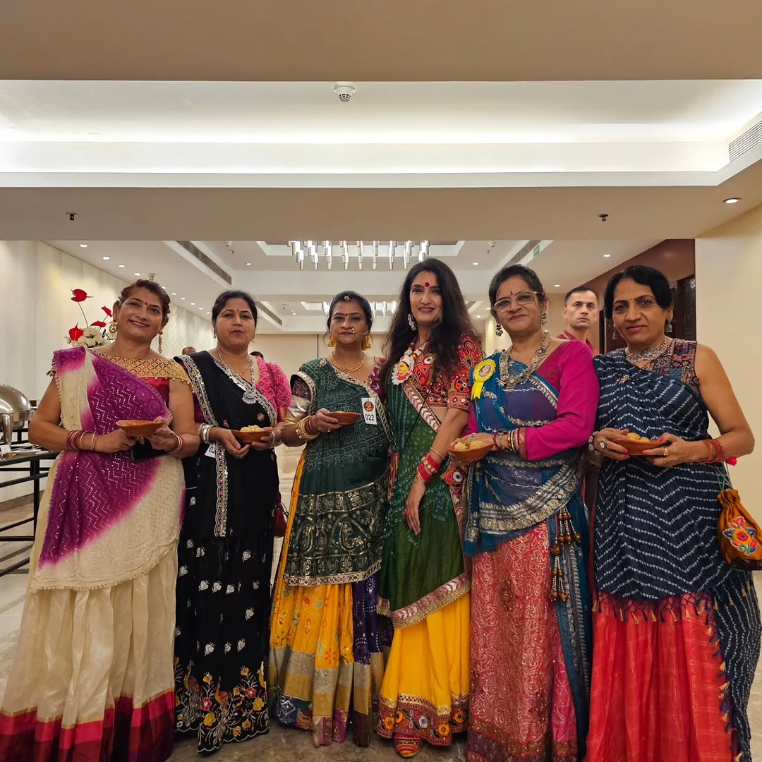 Dr. Nikhila Pachani Judges Garba Talent at Lions Business Network Navratri 2025 Celebration — image 3