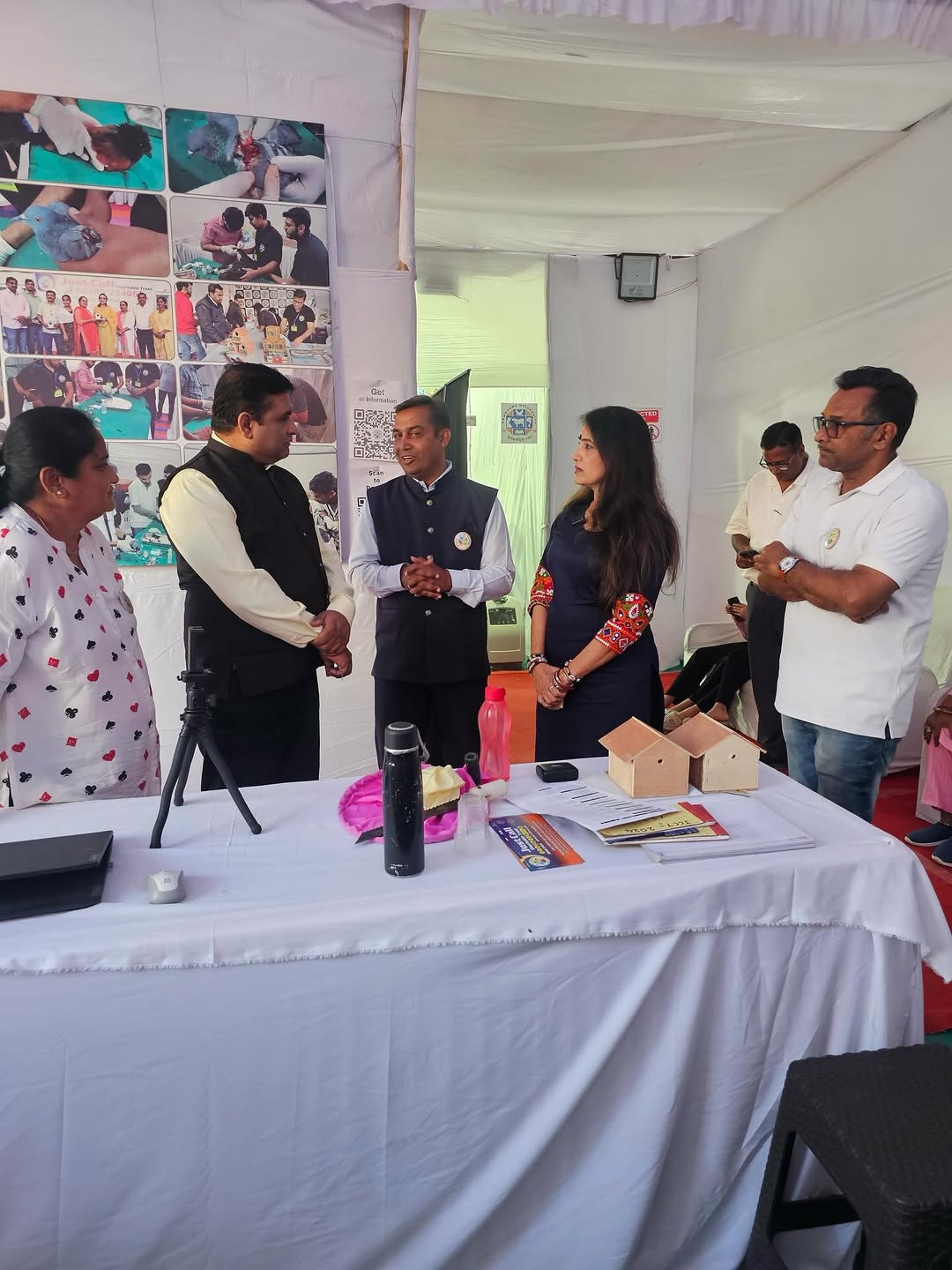 Dr. Nikhila Pachani Attends Just Call Charitable Trust Event for Bird Rescue and Wildlife Protection — image 2